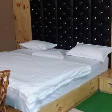Jungle Resort Haldwāni Extérieur photo